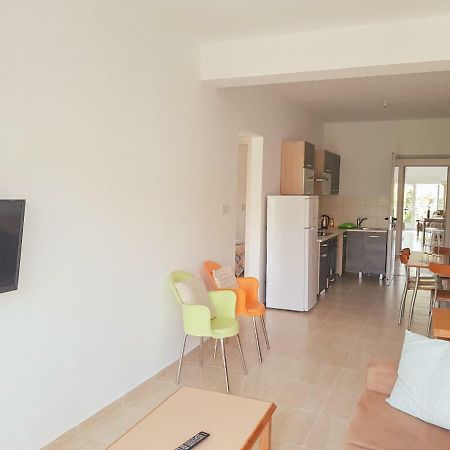 Paphos Apartments Екстер'єр фото