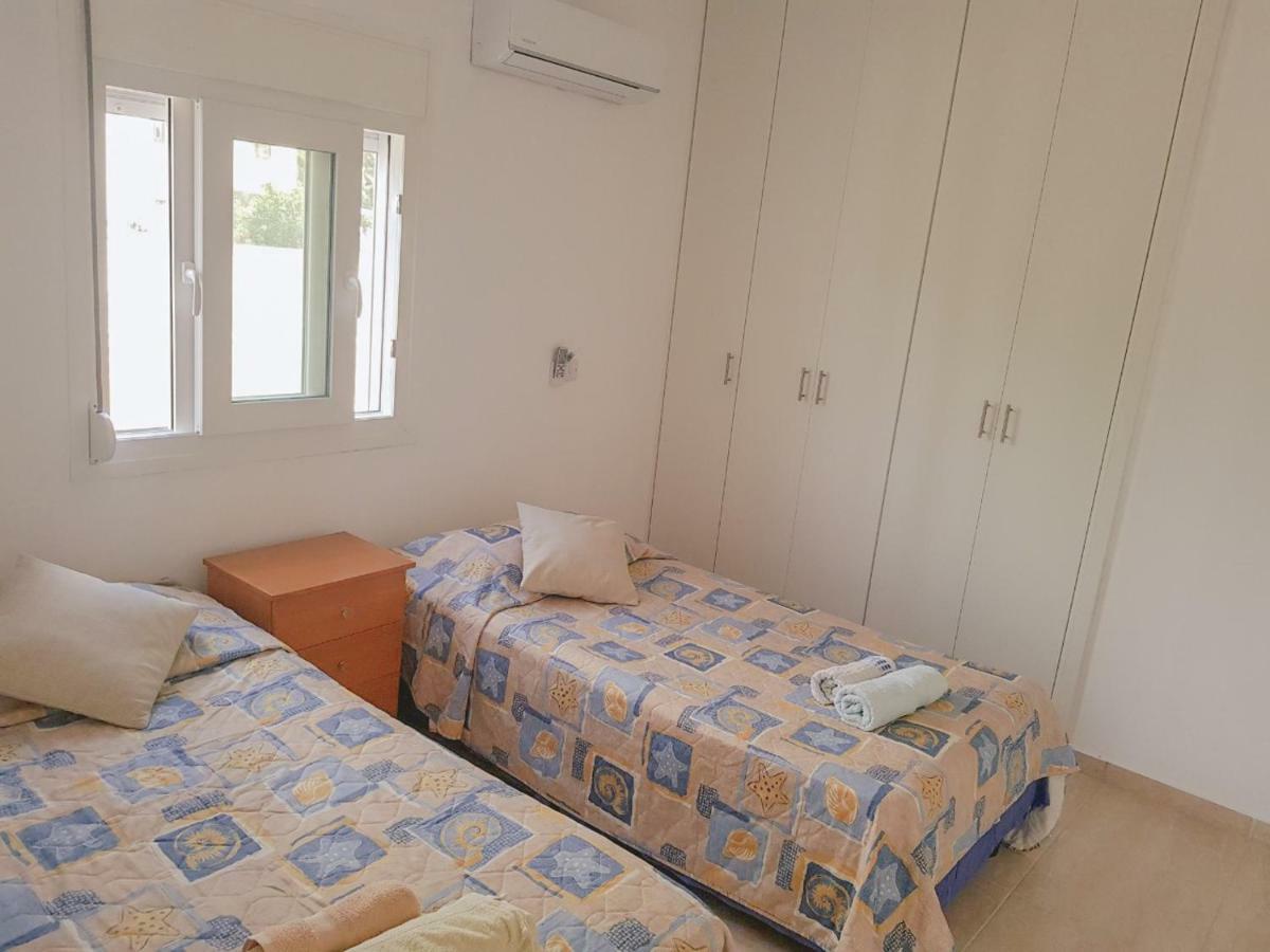 Paphos Apartments Екстер'єр фото